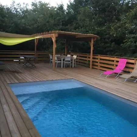 Comme Chez Vous *